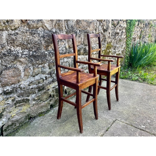 Pair of wooden bar stools, handmade in the first half of the 20th century, in very good vintage condition. Seat height: 55...