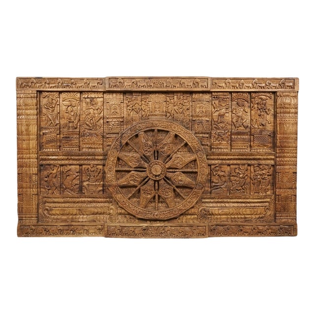 Large Hand-Carved Wooden Konark Chariot Wheel Panel – Sun Temple Style Architectural Wall Art For Sale