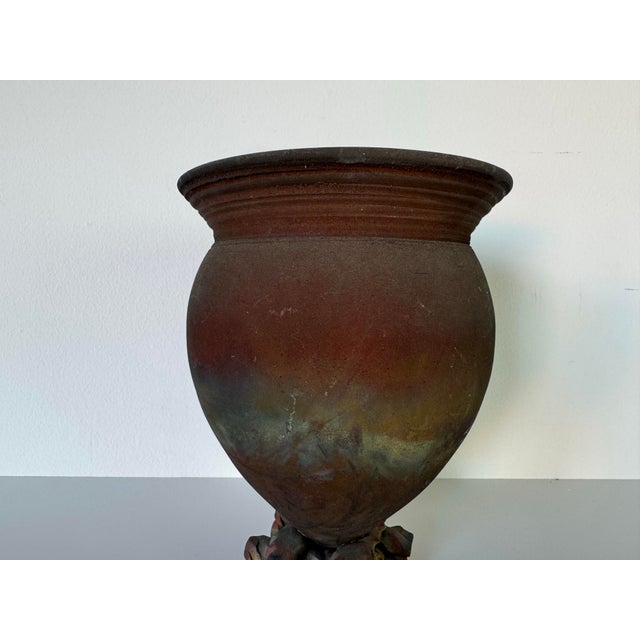 1980s Vintage Raku Studio Pottery Vase With Sculptural Footed Base – Unsigned For Sale - Image 4 of 10