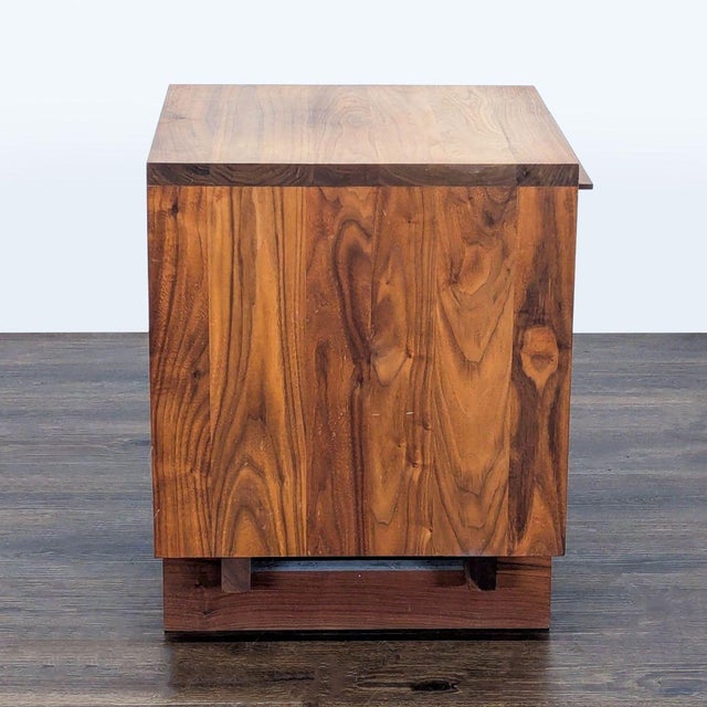 2010s Vermont Furniture Company One Drawer Walnut Nightstand For Sale - Image 5 of 10