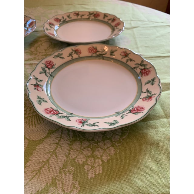 Late 20th Century Vintage Wedgwood English Cottage Rose Salad or Dessert Plates Set of 6 For Sale - Image 5 of 12