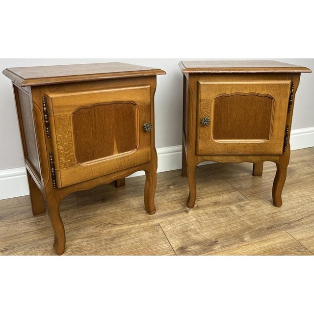 Vintage Louis French Oak Nightstands, Set of 2 For Sale - Image 4 of 14