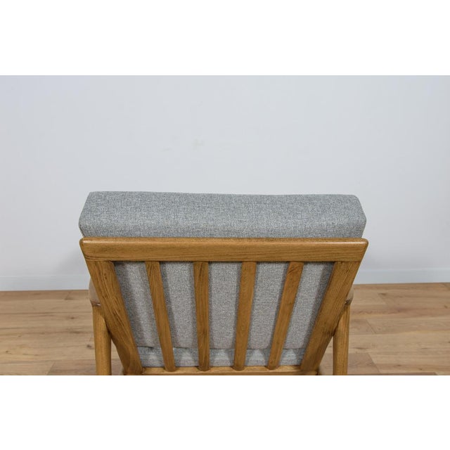 Gray Model 300-139 Armchair from Swarzędz Factory, 1960s For Sale - Image 8 of 18