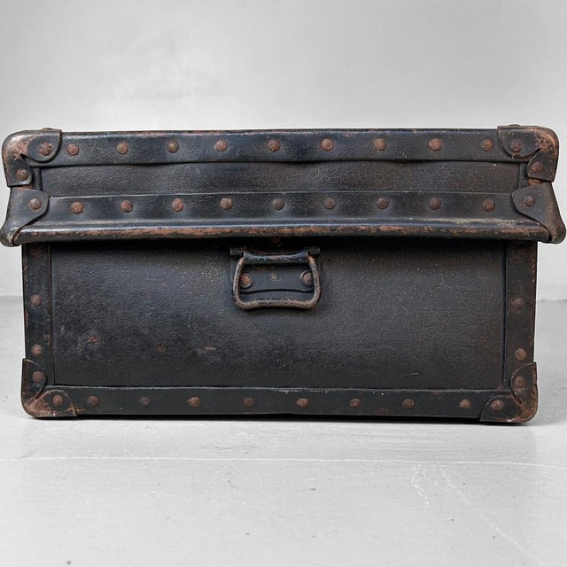 Antique Storage Trunk, 1890s For Sale - Image 5 of 18