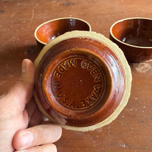 Farmhouse A Vintage Set of 3 Watt Pottery Small Mixing Bowls, Circa 1920s For Sale - Image 3 of 12