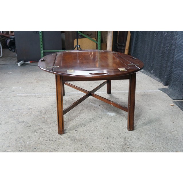 Statton Furniture Vintage Statton Old Towne Cherry English Chippendale Style Butlers Coffee Table For Sale - Image 4 of 18