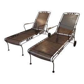 Example of Single Outdoor Chaise Lounges