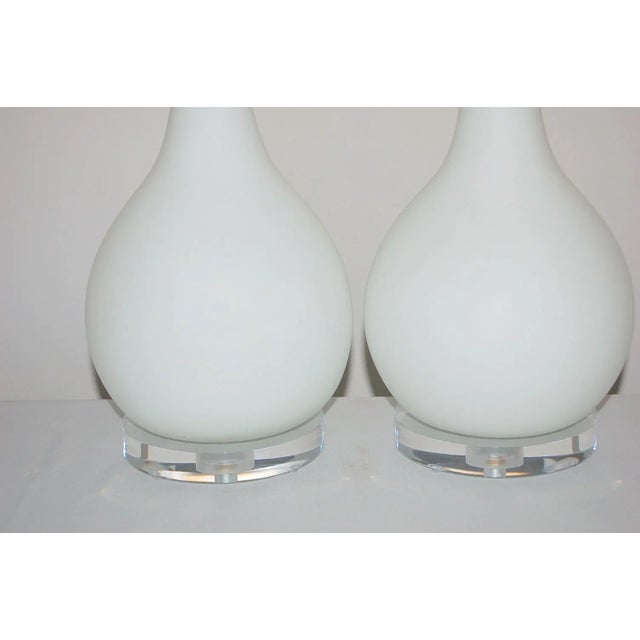 Vintage Murano Glass Long Neck Table Lamps in White Satin For Sale In Atlanta - Image 6 of 9