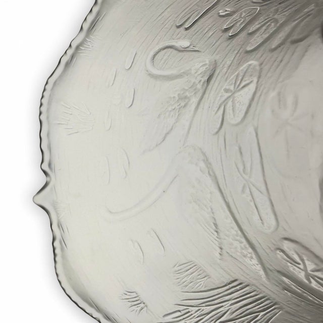 1940s Frosted Glass Console Footed Bowl by Cambridge in the “Everglades” Pattern, Circa 1940 For Sale - Image 5 of 11