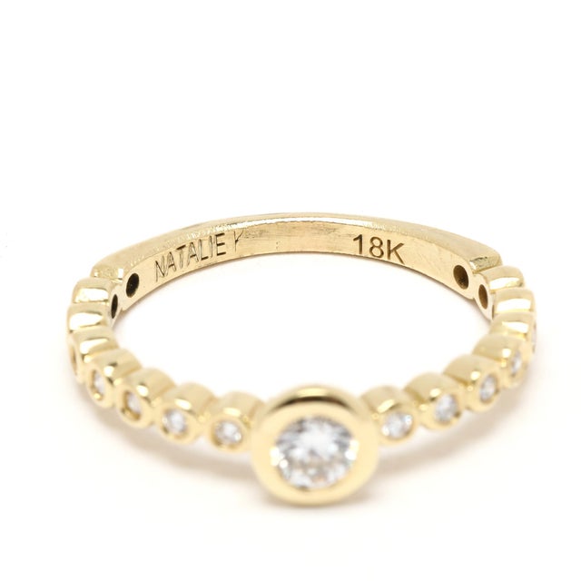 Early 21st Century 0.33ctw Diamond Stackable Band Ring, 18k Yellow Gold, Ring Size 5.5 For Sale - Image 5 of 6