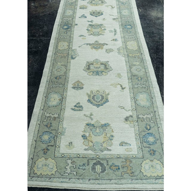 Ivory Turkish Oushak Rug 3' x 8'3" #19134 For Sale - Image 8 of 8