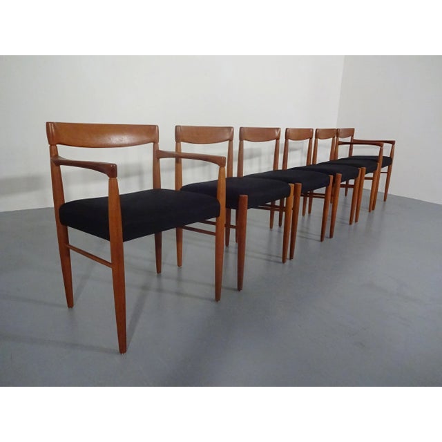 The set consists of two armchairs and four chairs without armrests. Dimensions of the two armchairs: height 76 cm. Width...