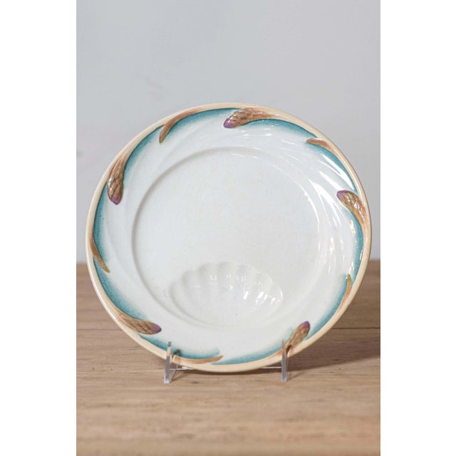 French Late 19th Century Sarreguemines Asparagus Plates with Shell Shaped Hole For Sale - Image 4 of 5