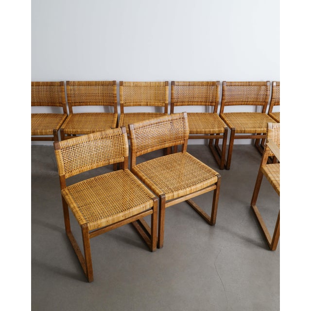 Børge Mogensen Danish Mid Century Wood & Rattan BM-61 & BM-62 Dining Chairs by Børge Mogensen, 1960s, Set of 14 For Sale - Image 4 of 11