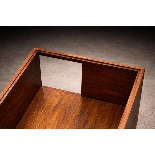 Carlo Hauner Carlo Hauner Caviuna Wood & Glass Display Coffee Table, Brazil, 1950s For Sale - Image 4 of 15