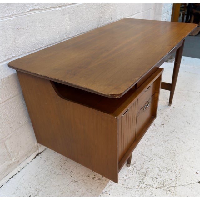 Vintage Walnut Desk Attributed to Mainline for Hooker Furniture For Sale - Image 9 of 16