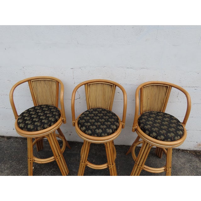Late 20th Century Hollywood Regency Swivel Bamboo Rattan Barstools a Set of Three 6380 For Sale - Image 5 of 17