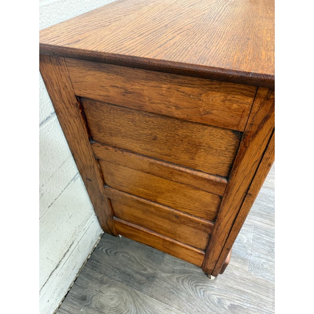 Early 20th Century Antique Arts & Crafts Oak Washstand With Castors For Sale - Image 5 of 16