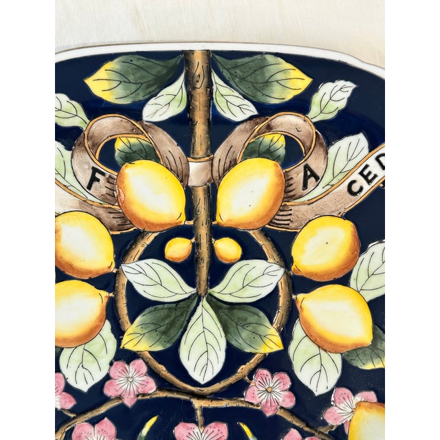 Late 20th Century Majolica Acqua Fa Cedra Raised Relief Lemon Flower Leaves Large Platter For Sale - Image 4 of 8