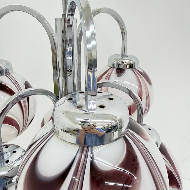 1970s Italian Purple and White Murano Glass Swirl Chandelier, 1970s For Sale - Image 5 of 18