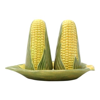 Vintage Corn Cob Salt and Pepper Shaker Set With Plate - Set of 3 For Sale