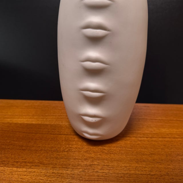 Jonathan Adler Gala Lips Vase For Sale - Image 12 of 12