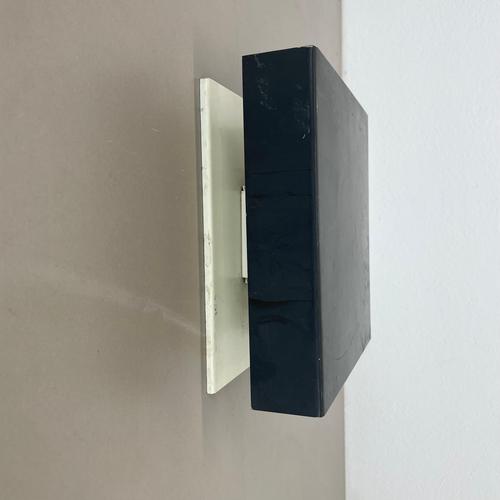 Cubic Wall Light by Charlotte Perriand for Cosack, Germany, 1960s For Sale - Image 3 of 16