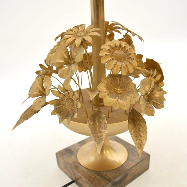 Metal Vintage Italian Gilt Metal Table Lamp, 1970s For Sale - Image 7 of 10