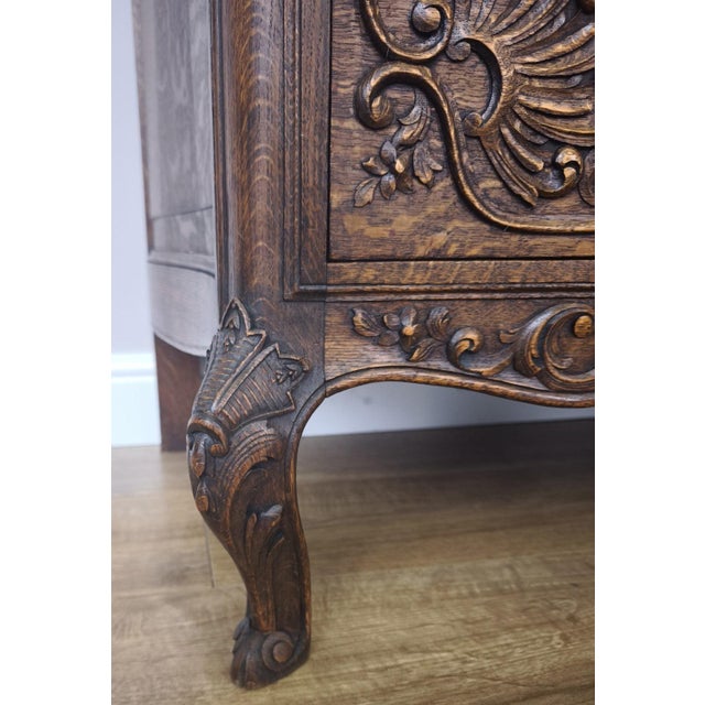 French Louis XVI Chest of Drawers in Oak For Sale - Image 10 of 14