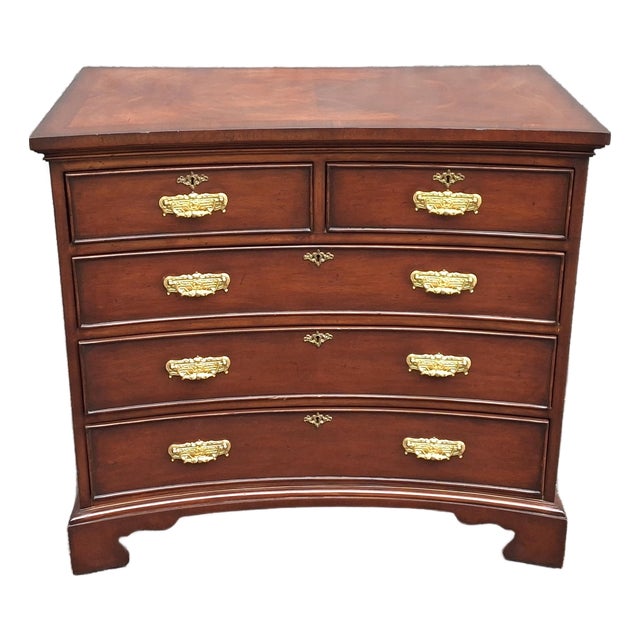 Mid 20th Century Federal Style Recessed Front Mahogany Five-Drawer Chest For Sale