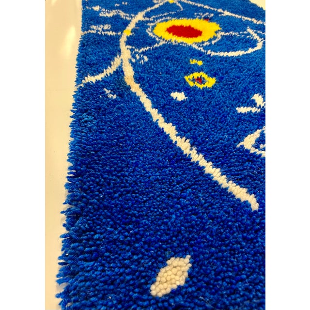 1970s Calder Style Blue Abstract Textile Wallhanging For Sale In Miami - Image 6 of 8