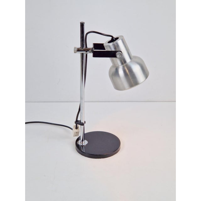 Vintage ANVIA Aluminum desk lamp Hoogervorst lamp 1960 mid century Materials: Silver painted round flat aluminum base....