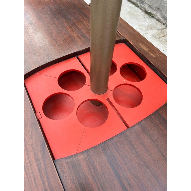 1970s-Style Rosewood Bar Table with Automatic Opening Height: 50 cm Length: 107 cm Width: 54 cm This piece is designed in...