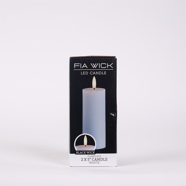 Kenneth Ludwig Chicago FIA Wick White Pillar Candle (Set of 4) For Sale - Image 4 of 5