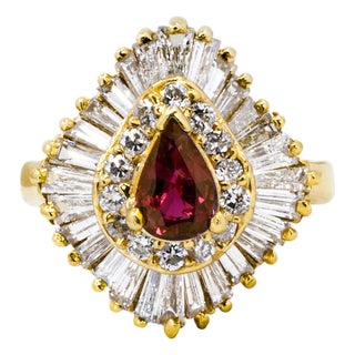 Late 20th Century Ruby Ballerina Ring, Size 5 For Sale