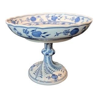 Teichert Blue Onion Pedestal Compote / Tazza, 8" × 10" For Sale