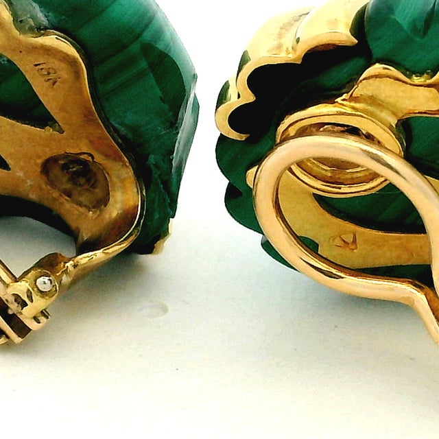 Vintage 1970s 18k Gold Carved Malachite Sculptural Clip-on Earrings, Pair For Sale - Image 15 of 15