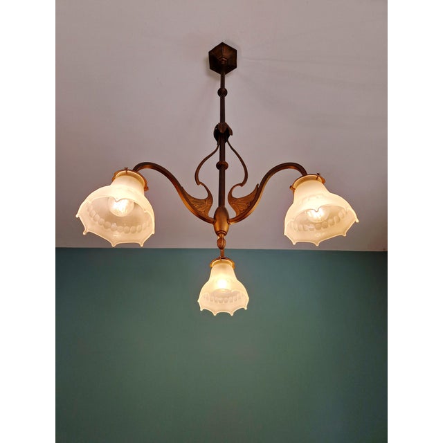 Antique Art Nouveau Chandelier in Brass and Scalloped Frosted Glass, 1890s For Sale - Image 14 of 16
