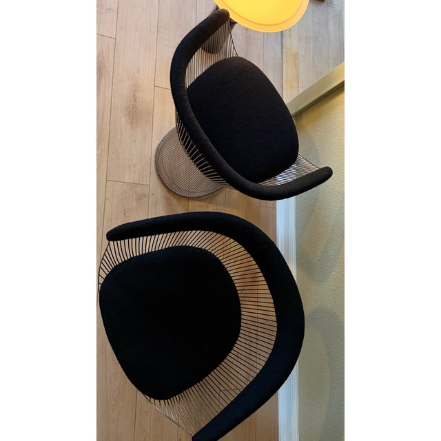 Silver Armchairs in Black Upholstery by Warren Platner for Knoll, 1950s, Set of 2 For Sale - Image 6 of 17