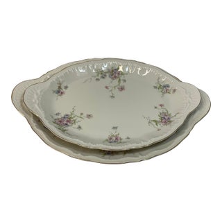 1940s Theodore Haviland New York Nesting Platters Delicate Pink and Blue Flowers - Set of 2 For Sale