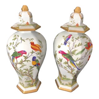 Vintage Pair of Chelsea House Inc. Chinoiserie Lidded Ginger Jar Vases in Botanical and Bird Pattern For Sale