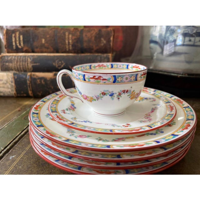 Mid 19th Century Minton English China Plates, Teacups and Saucers - Set of 10 For Sale - Image 9 of 10