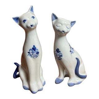 Vintage MCM Andrea by Sadek Porcelain Blue & White Siamese Cat Figurines- Set of 2 For Sale