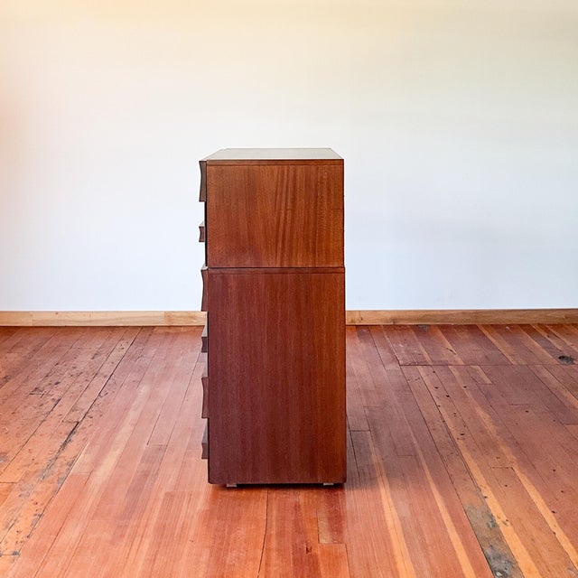 Mid-Century Modern Mid Century Two Piece Stacking Dresser For Sale - Image 3 of 18