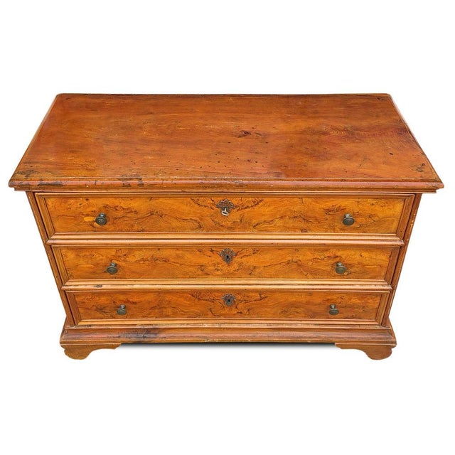Antique Italian Walnut Dresser, 1700s For Sale - Image 11 of 15