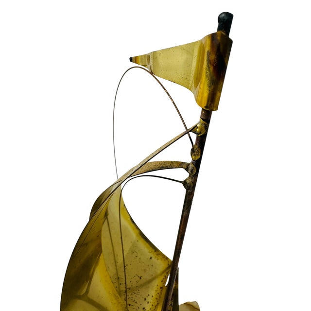 1970s Mid-Century Modern Brutalist Brass Sailboat Sculpture on Onyx Base by Yosi - 13" For Sale - Image 9 of 13