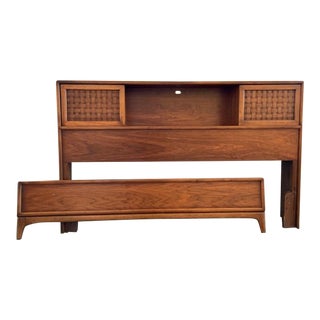 1960s Lane Perception Mid Century Modern Walnut Storage Headboard and Footboard For Sale