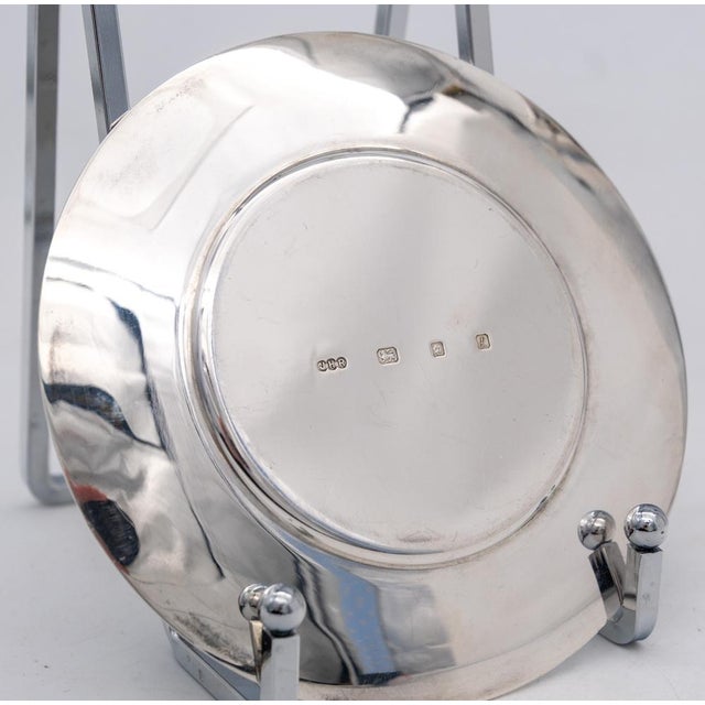 Elizabeth Ii Sterling Silver Chalice & Paten, London, 1985, Set of 2 For Sale - Image 10 of 11