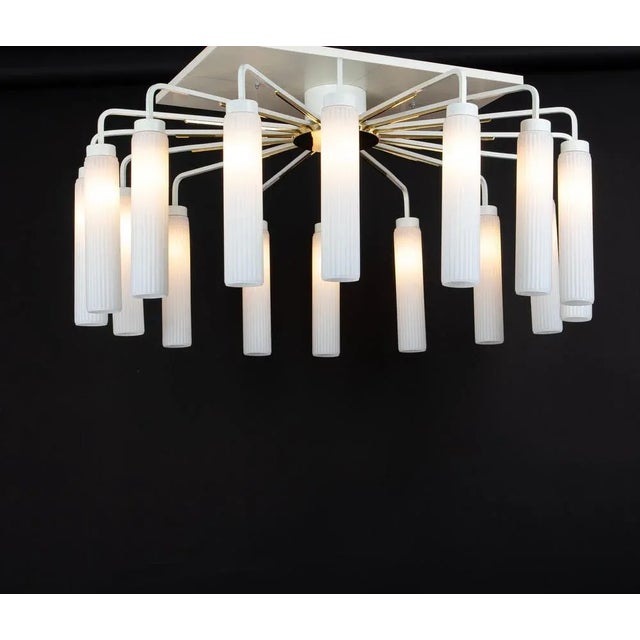 Large Glass Sunburst Chandelier in the style of Stilnovo, 1950s For Sale - Image 10 of 12