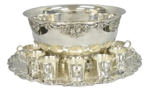 Vintage Wallace Harvest Silver Plated Grapevine Punch Bowl Set With 12 Cups & Tray